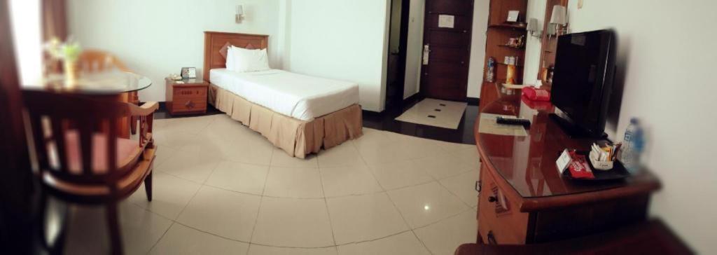 Hotel Tarakan Plaza Bagian luar foto