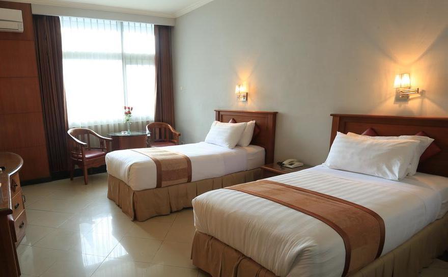 Hotel Tarakan Plaza Bagian luar foto