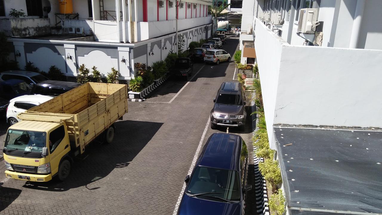 Hotel Tarakan Plaza Bagian luar foto