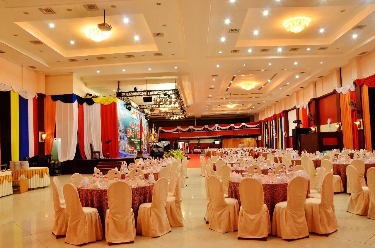 Hotel Tarakan Plaza Bagian luar foto
